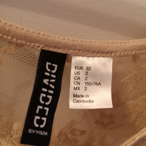 Nude dress - Picture 2 of 2